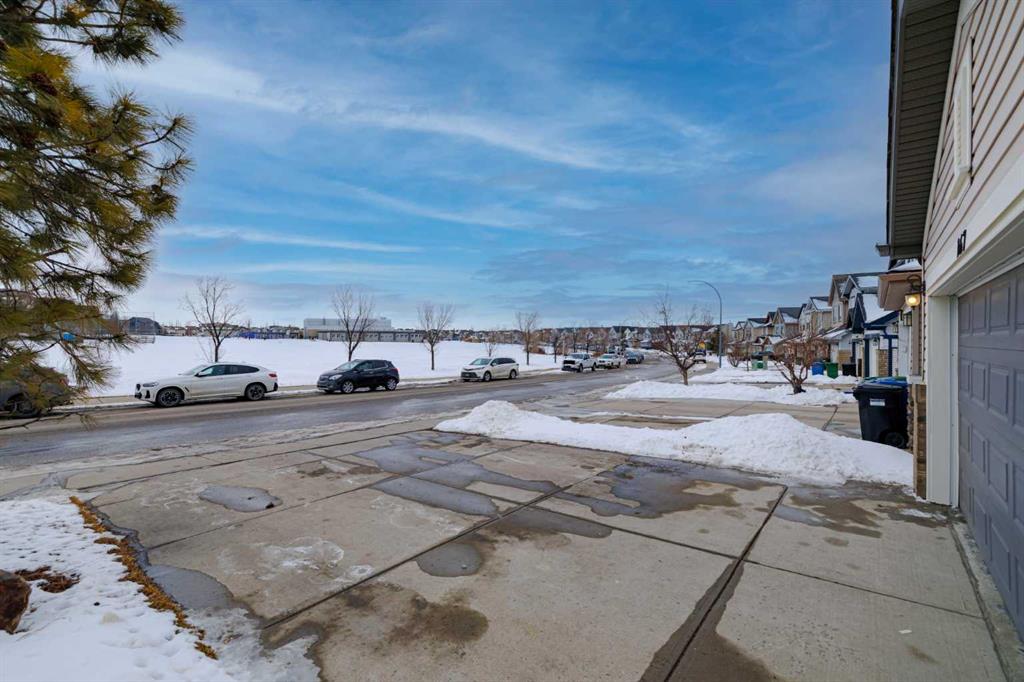 Fourth View of 167 Evanston View NW, Evanston, Calgary, Alberta, T3P 1H3