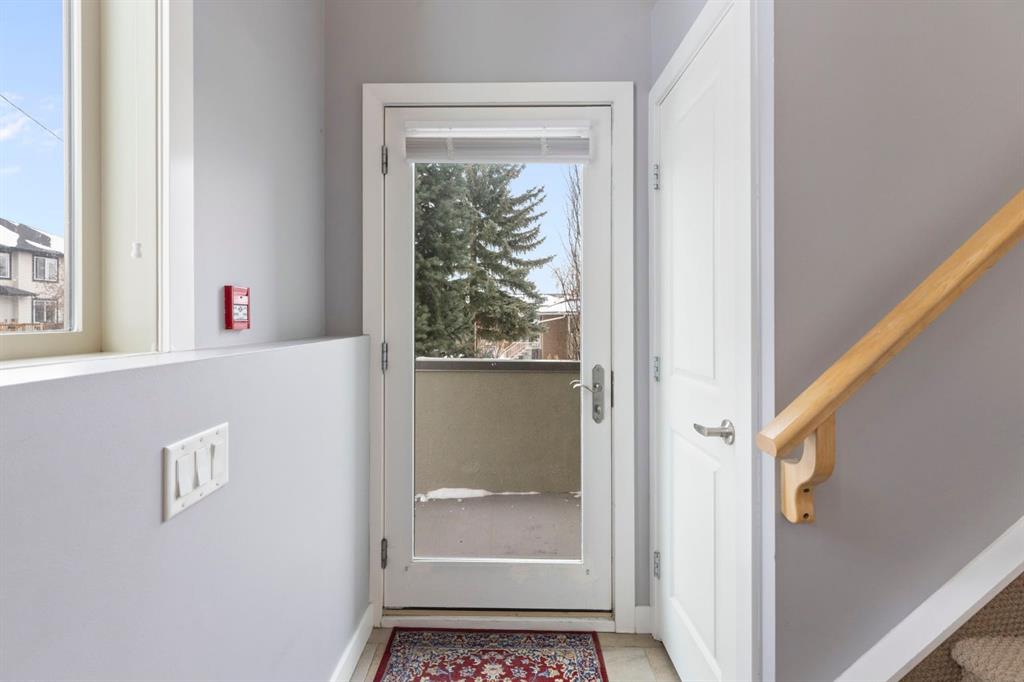 Fifth View of 101, 1905 27 Avenue SW, South Calgary, Calgary, Alberta, T2T 1H4