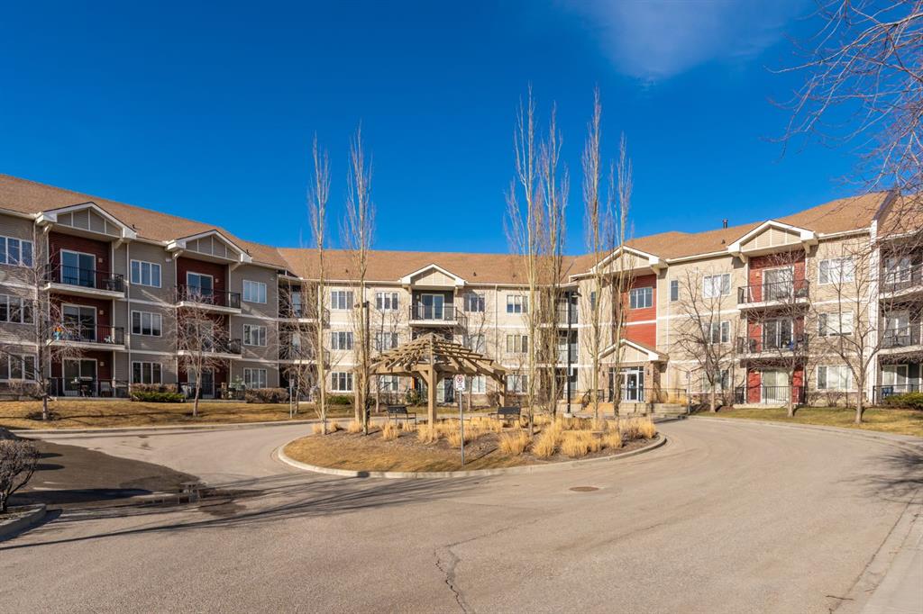 1235, 1540 Sherwood Boulevard NW, A2294699, Alberta,