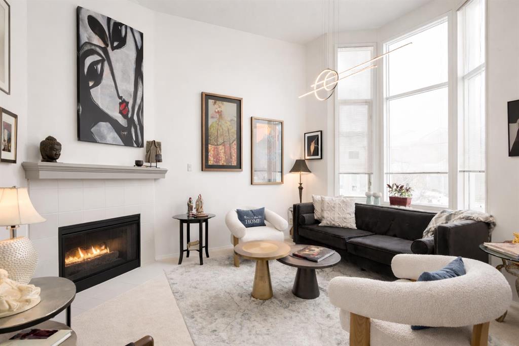 318 Hawkstone Manor NW, A2294725, Alberta,