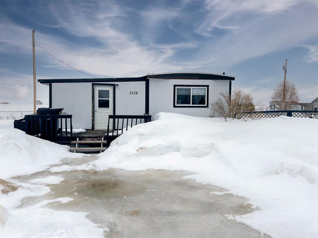 Third View of 5128 North Avenue , NONE, Donnelly, Alberta, T0H 1G0