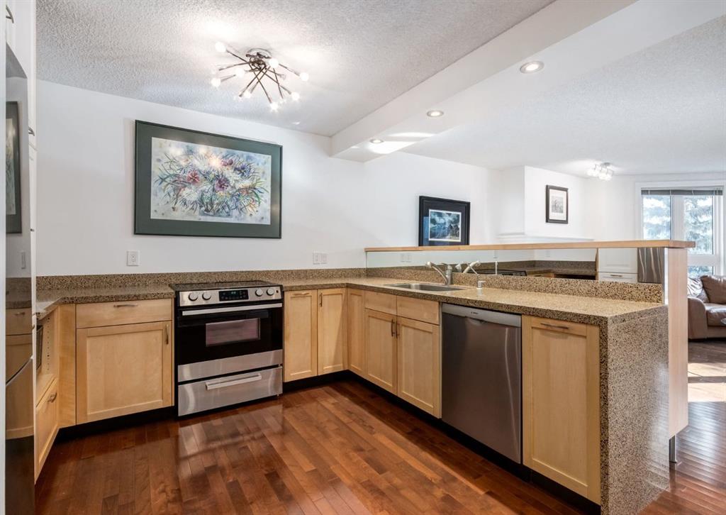 Third View of 8402, 400 Eau Claire Avenue SW, Eau Claire, Calgary, Alberta, T2P 4X2