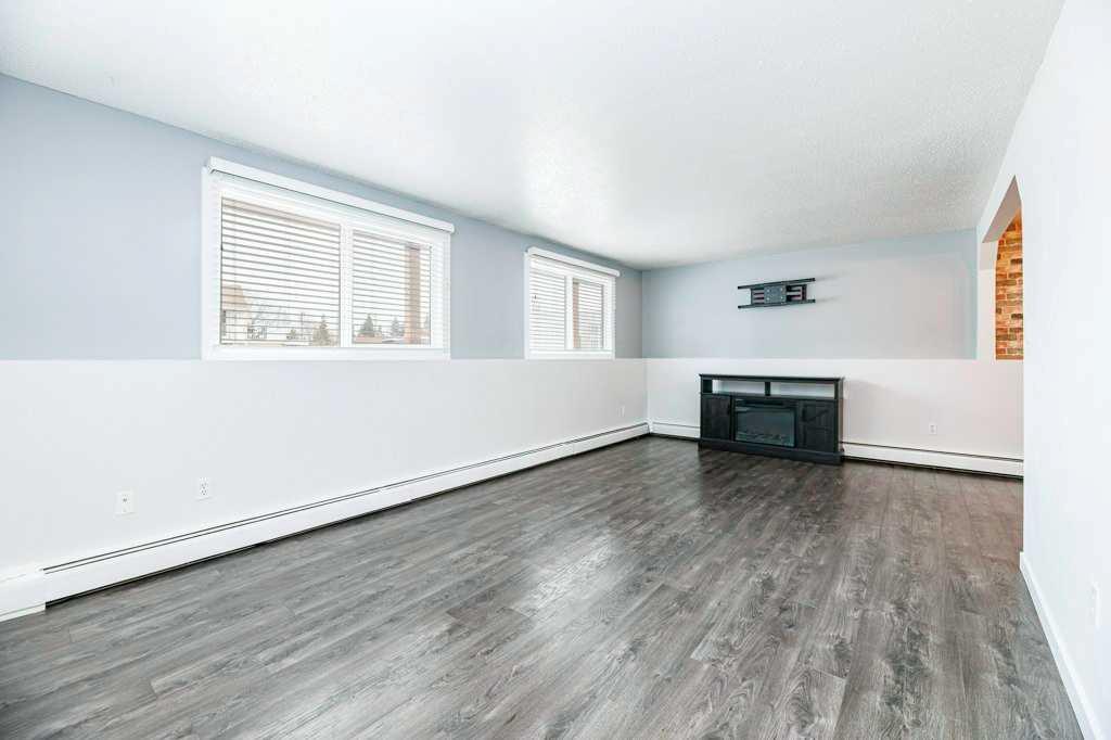 Fourth View of 16, 7 Stanton Street , Sunnybrook, Red Deer, Alberta, T4N 0B9