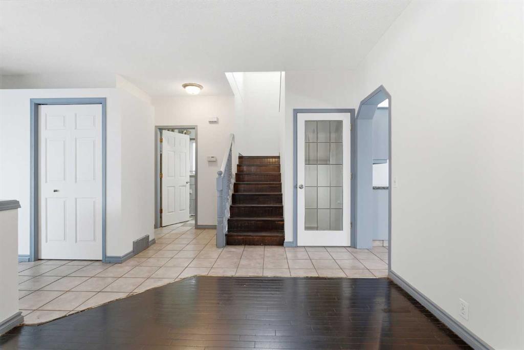 Fifth View of 414 Mt Cornwall Circle SE, McKenzie Lake, Calgary, Alberta, T2J 2J6