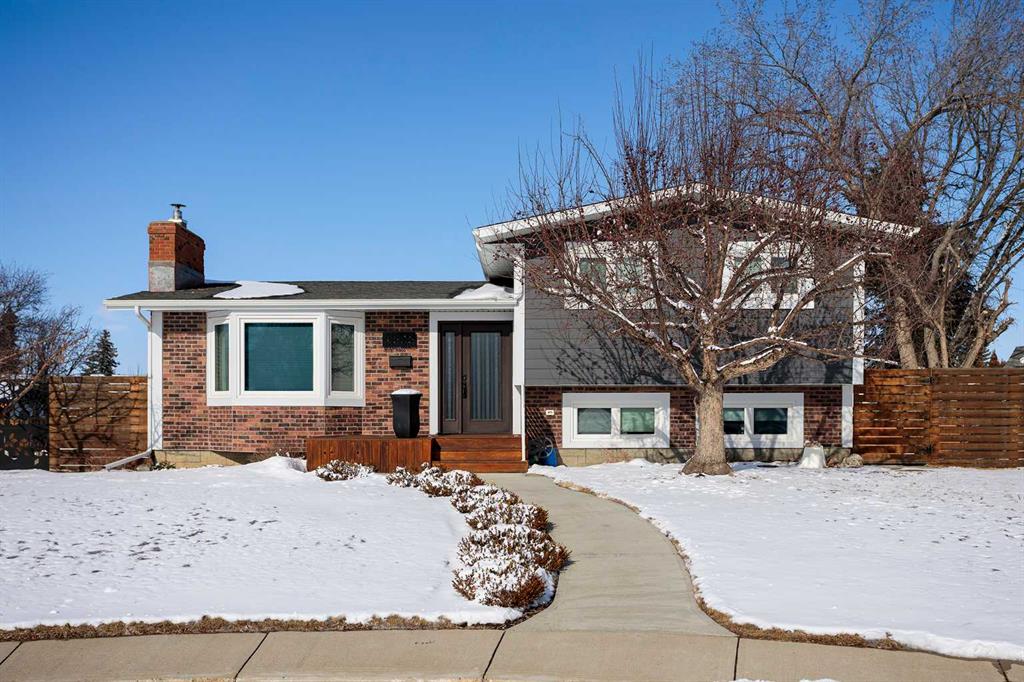 Second View of 4505 66 StreetClose , Westmount, Camrose, Alberta, T4V 2T1