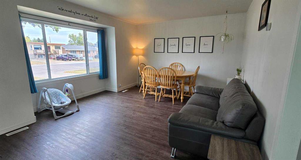 Fifth View of 4812 57 Avenue , NONE, Taber, Alberta, T1G 1E4