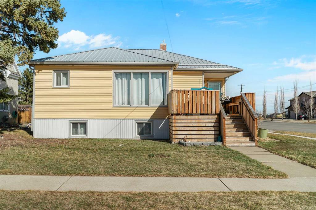 305 2 Avenue W, A2294951, Alberta,