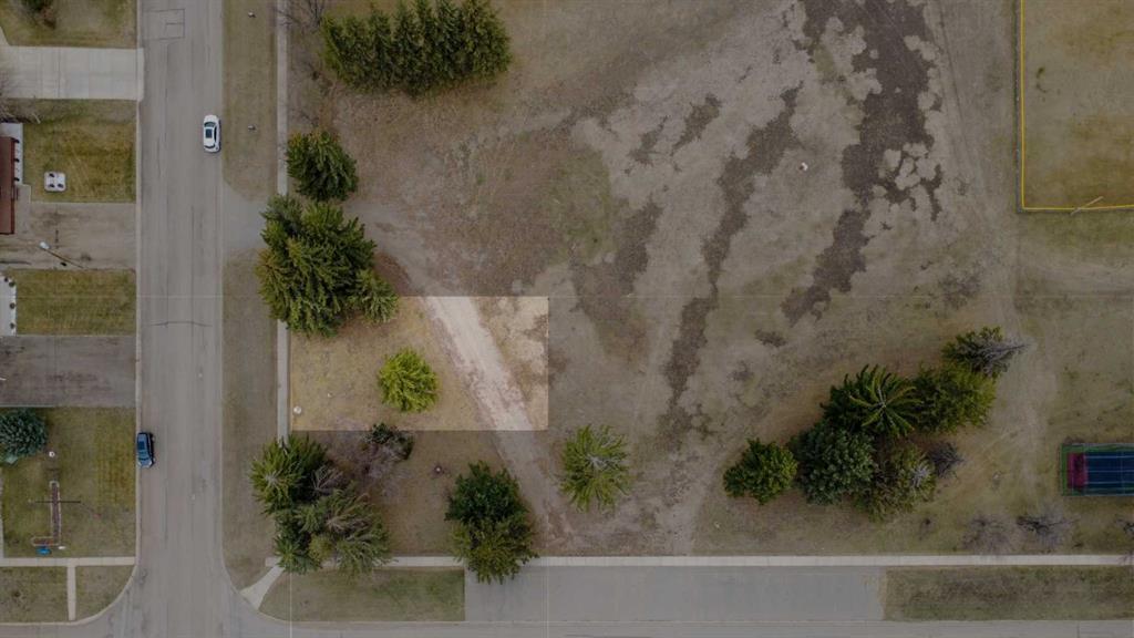 Lot 13 on 200 E  , A2294956, Alberta,