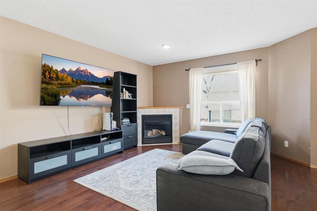 Fifth View of 94 Mt Aberdeen Manor SE, McKenzie Lake, Calgary, Alberta, T2Z 3N8