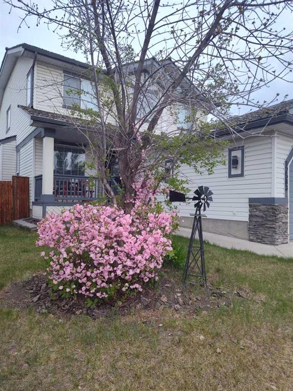 Fifth View of 12583 Douglas Woods Road SE, Douglasdale/Glen, Calgary, Alberta, T2Z 3J1