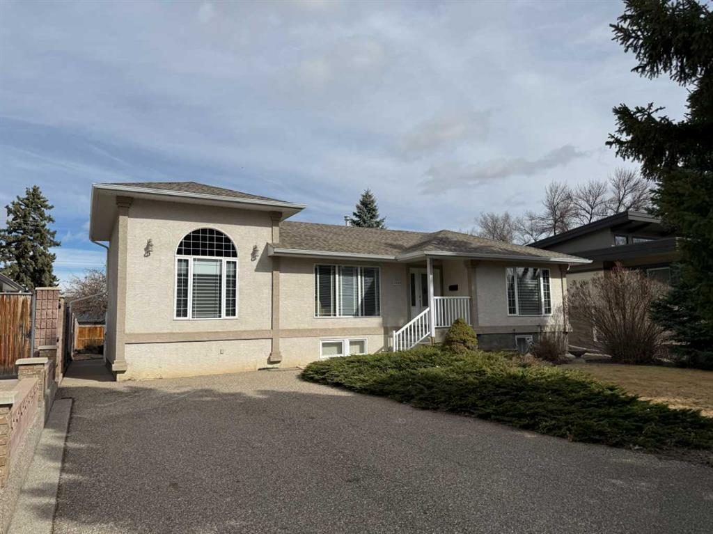 Second View of 3315 Parkside Drive S, Henderson Lake, Lethbridge, Alberta, T1J 1N2