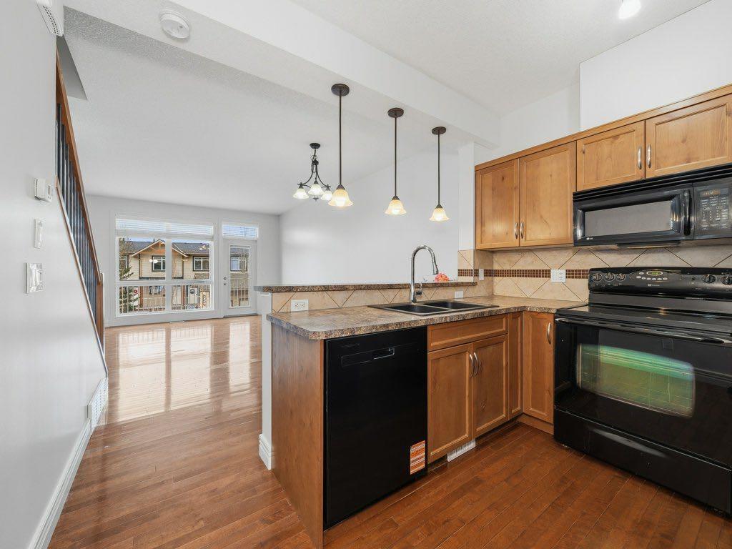 Fourth View of 5, 172 Rockyledge View NW, Rocky Ridge, Calgary, Alberta, T3G 6B2