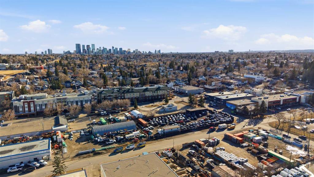 Fifth View of 319 36 Avenue NE, Greenview Industrial Park, Calgary, Alberta, T2E 2L6