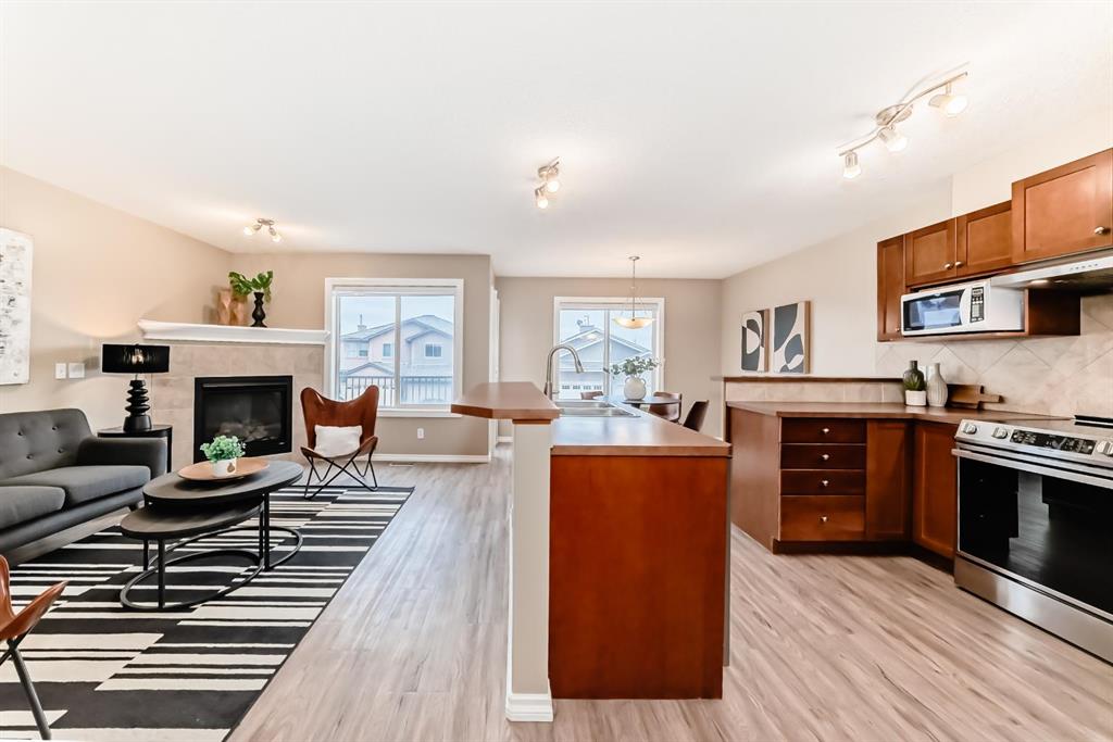 Fourth View of 47 Royal Crest Court NW, Royal Oak, Calgary, Alberta, T3G 5W3