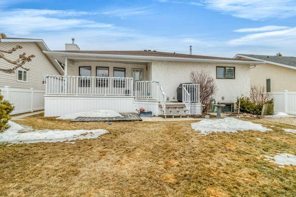 Third View of 7 Elder Street , Eastview Estates, Red Deer, Alberta, T4R 2C7