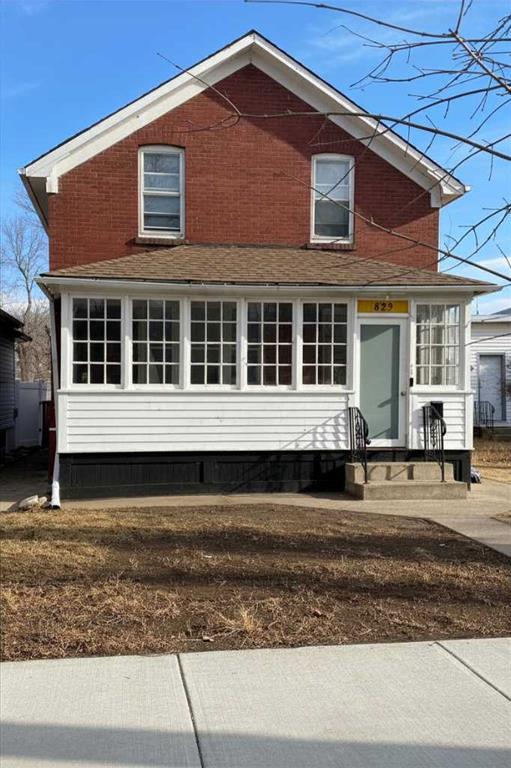823 4 Street SE, A2295143, Alberta,