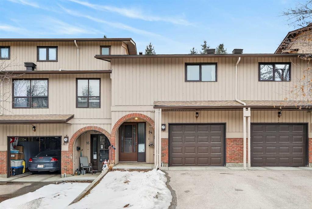 Third View of 14 Canterbury Gardens SW, Canyon Meadows, Calgary, Alberta, T2W 2S9