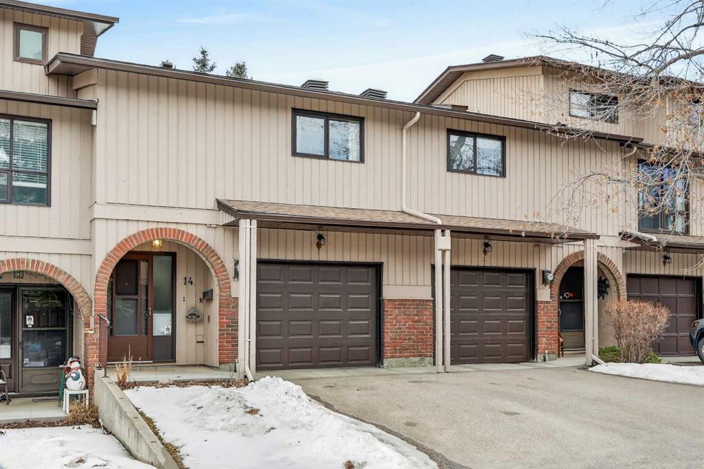 Fourth View of 14 Canterbury Gardens SW, Canyon Meadows, Calgary, Alberta, T2W 2S9