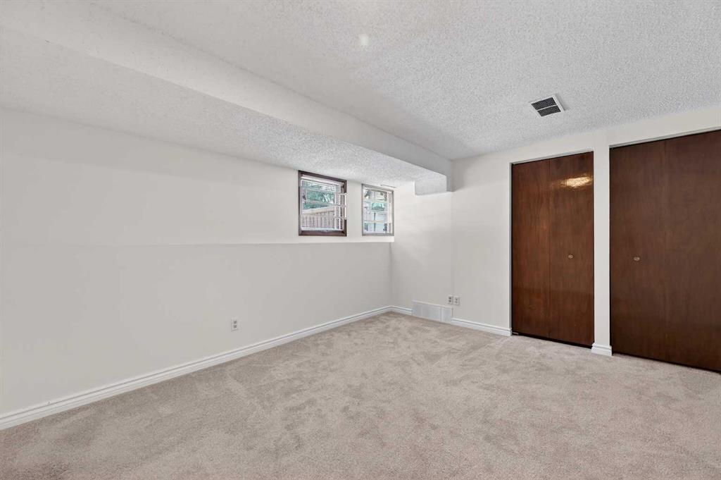 Fifth View of 14 Canterbury Gardens SW, Canyon Meadows, Calgary, Alberta, T2W 2S9