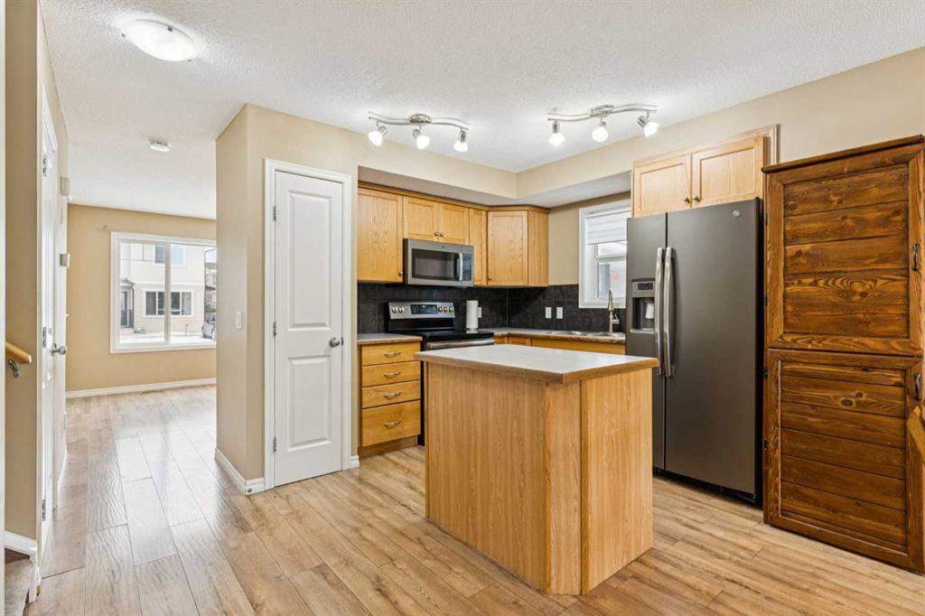 Fourth View of 1104, 2384 Sagewood Gate SW, Sagewood, Airdrie, Alberta, T4B 0K7