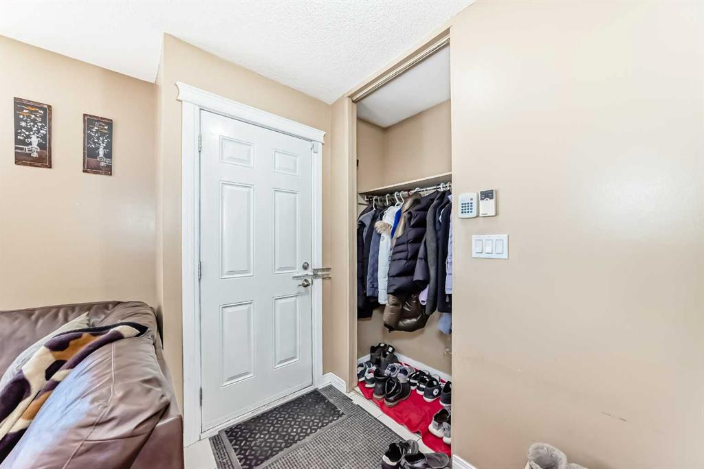Fourth View of 659 Maryvale Way NE, Marlborough, Calgary, Alberta, T2A 2V6
