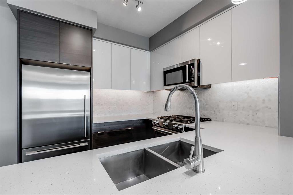 Fourth View of 1315, 95 Burma Star Road SW, Currie Barracks, Calgary, Alberta, T3E 8A9