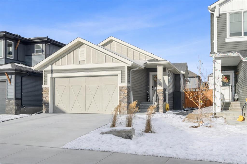 196 Emberside Hollow , A2295300, Alberta,