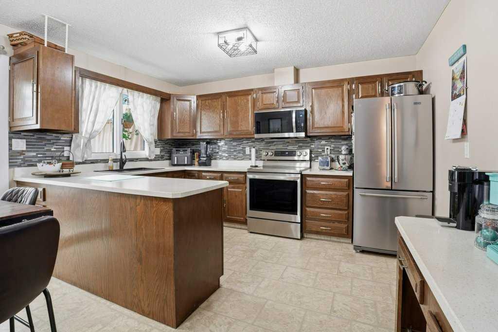 Fourth View of 5119 51 Street , Legal, Legal, Alberta, T0G 1L0