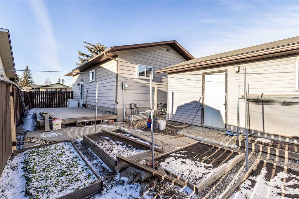 24 Bedford Road NE, A2295401, Alberta,