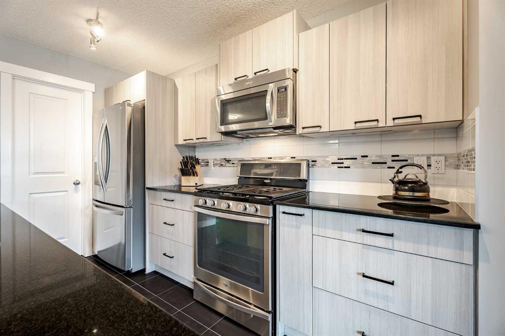 Fifth View of 110 Skyview Ranch Manor NE, Skyview Ranch, Calgary, Alberta, T3N0L9