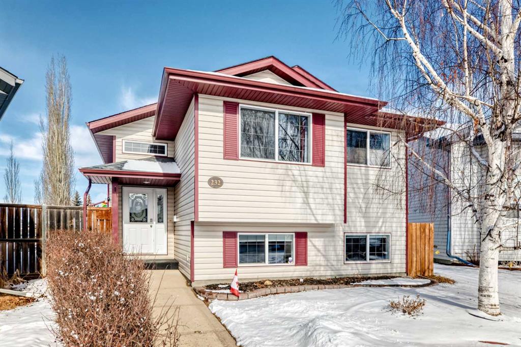 232 Deschner Close , A2295552, Alberta,
