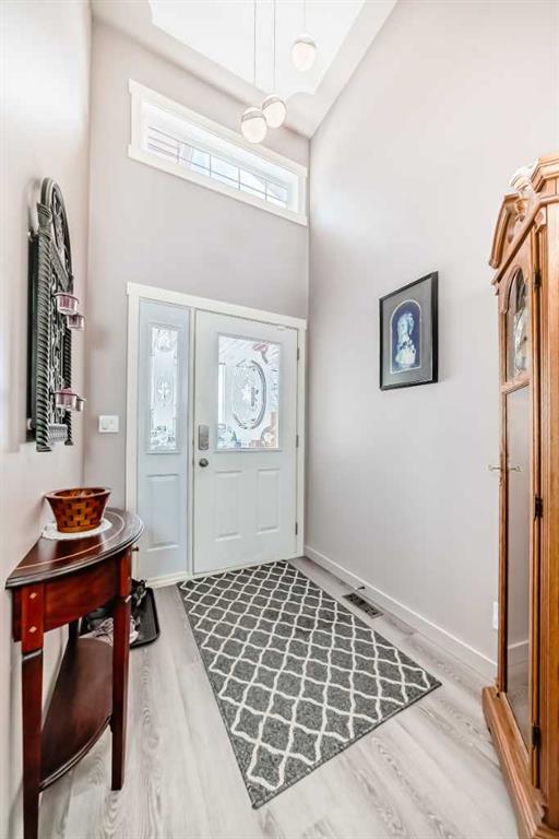 Third View of 232 Deschner Close , Devonshire, Red Deer, Alberta, T4R 3C2