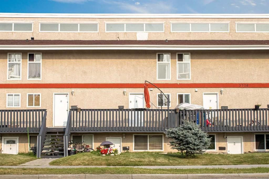 Third View of 8, 3726 Centre Street NE, Highland Park, Calgary, Alberta, T2E 2Y3