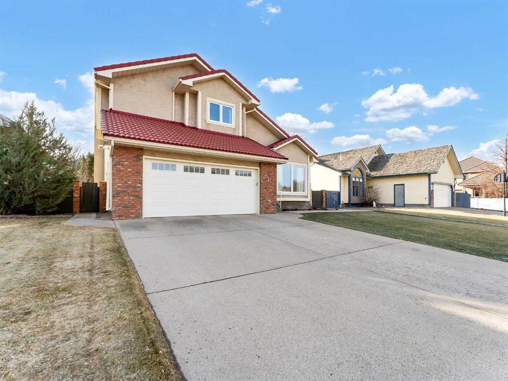 Third View of 11 Taylor Crescent SE, Ross Glen, Medicine Hat, Alberta, T1B3X5
