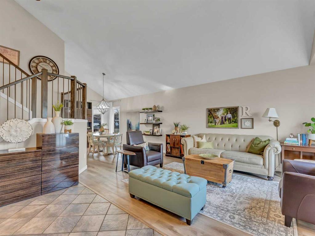 Fifth View of 11 Taylor Crescent SE, Ross Glen, Medicine Hat, Alberta, T1B3X5