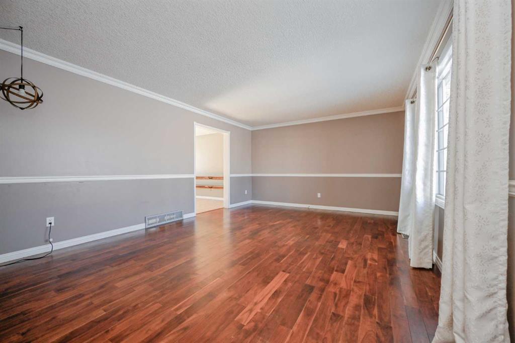 Fifth View of 8909 102 Avenue , Ivy Lake Estates, Grande Prairie, Alberta, T8X 1E9