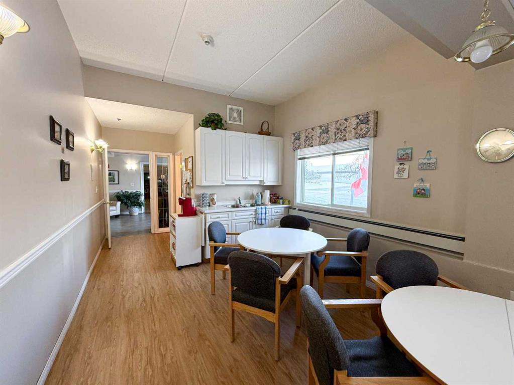 Fifth View of #403, 4514 54 Avenue , NONE, Olds, Alberta, T4H 1W5