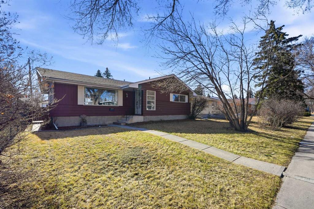 Third View of 1447 Northmount Drive NW, Brentwood, Calgary, Alberta, T2L0G7