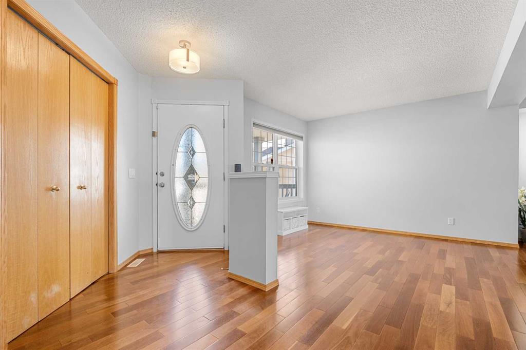 Fourth View of 136 Coral Springs Landing NE, Coral Springs, Calgary, Alberta, T3J 3T5