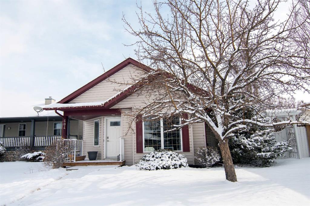 404 18 Street SE, A2295709, Alberta,