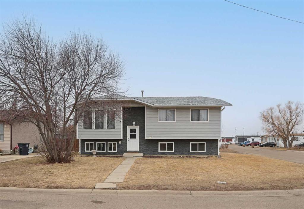 Second View of 63 Ash Street W, Sunnylea, Brooks, Alberta, T1R0A6