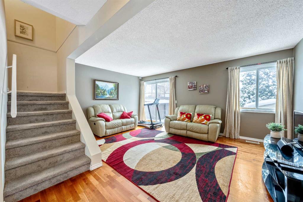 Third View of 60, 115 Bergen Road NW, Beddington Heights, Calgary, Alberta, T3K 1P2