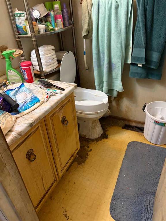 Fourth View of 73 Northey Avenue , Normandeau, Red Deer, Alberta, T4P 2A3