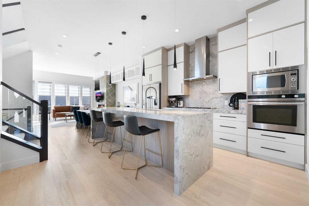 Fifth View of 231 12 Avenue NE, Crescent Heights, Calgary, Alberta, T2E 1A3