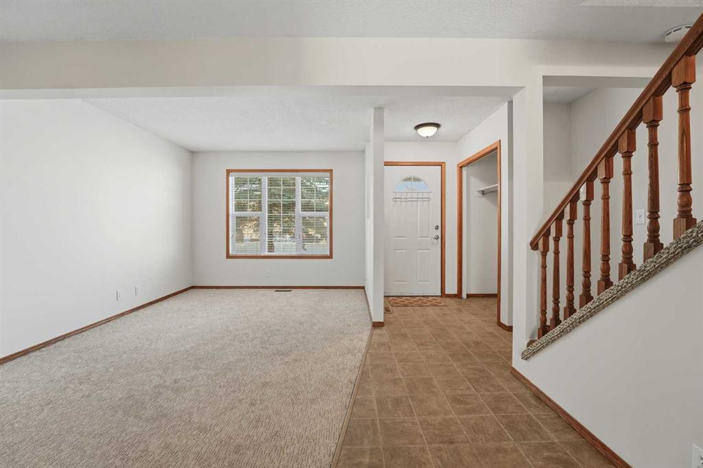 Fifth View of 2 Davis Close , Deer Park Estates, Red Deer, Alberta, T4R 2L4