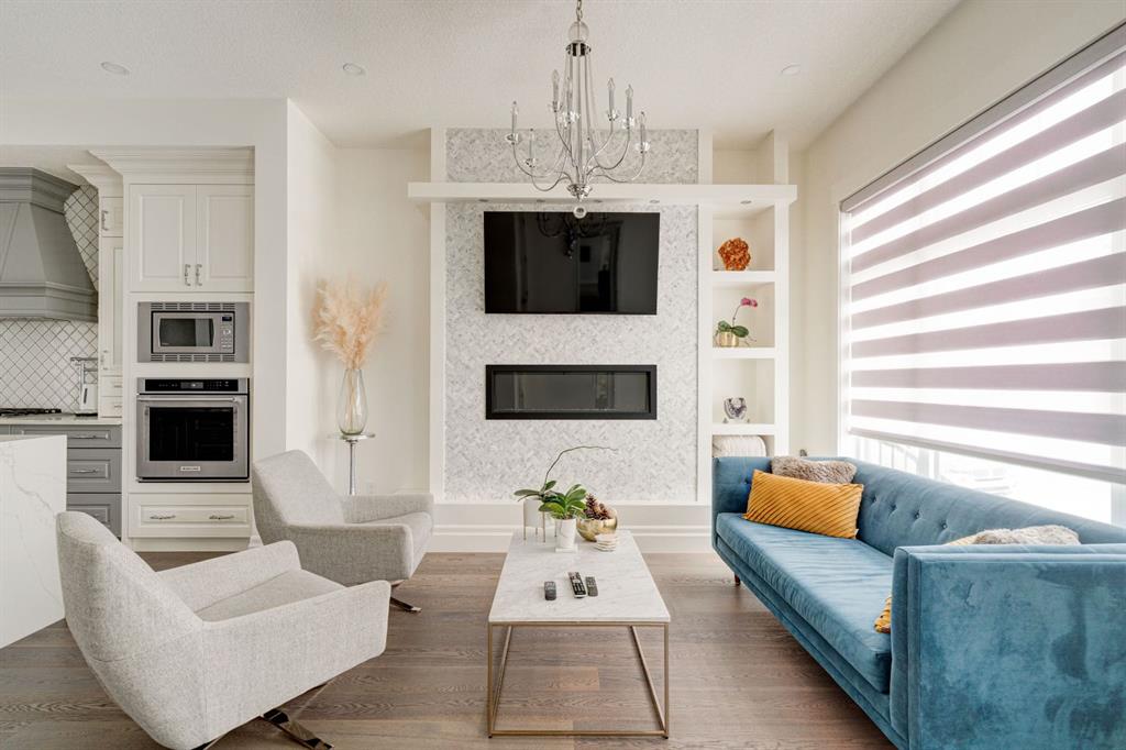 Fourth View of 2105 17 Street , Capitol Hill, Calgary, Alberta, T2M5C9