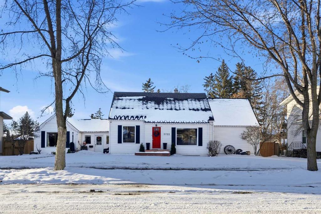 Third View of 3722 44 Avenue , Mountview, Red Deer, Alberta, T4N 3H5