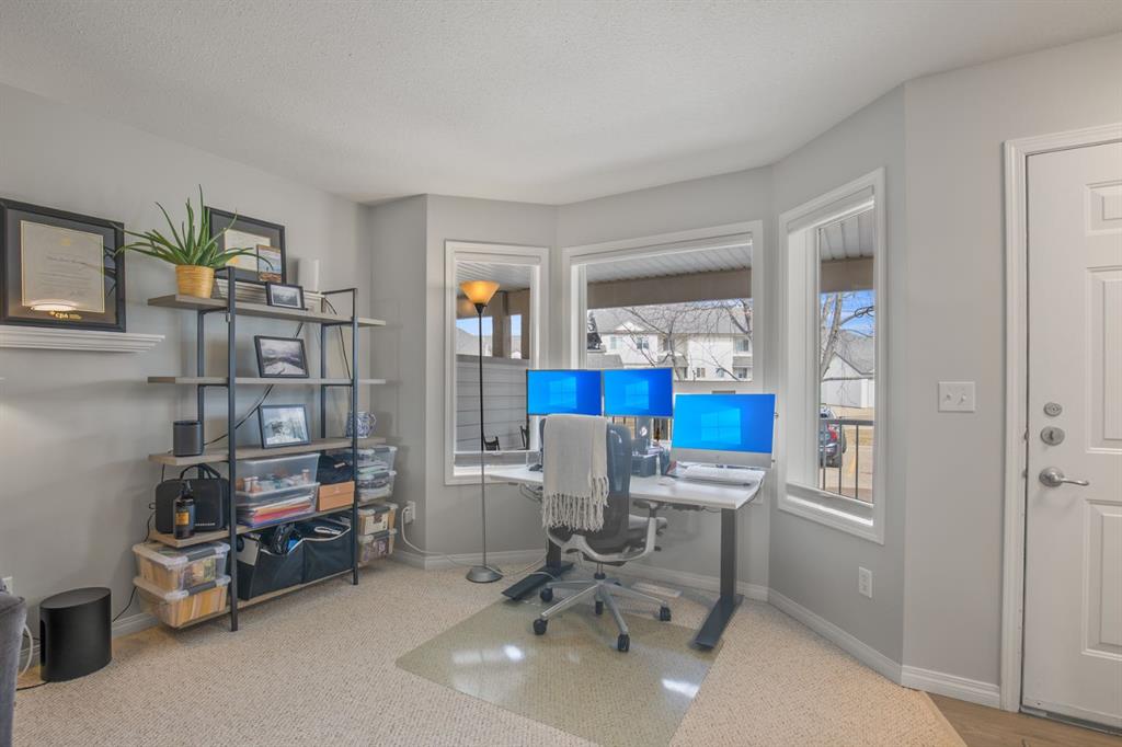 Fourth View of 37, 33 Donlevy Avenue , Davenport, Red Deer, Alberta, T4R 3B6