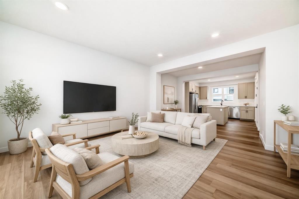 86 Heirloom Passage SE, A2295919, Alberta,