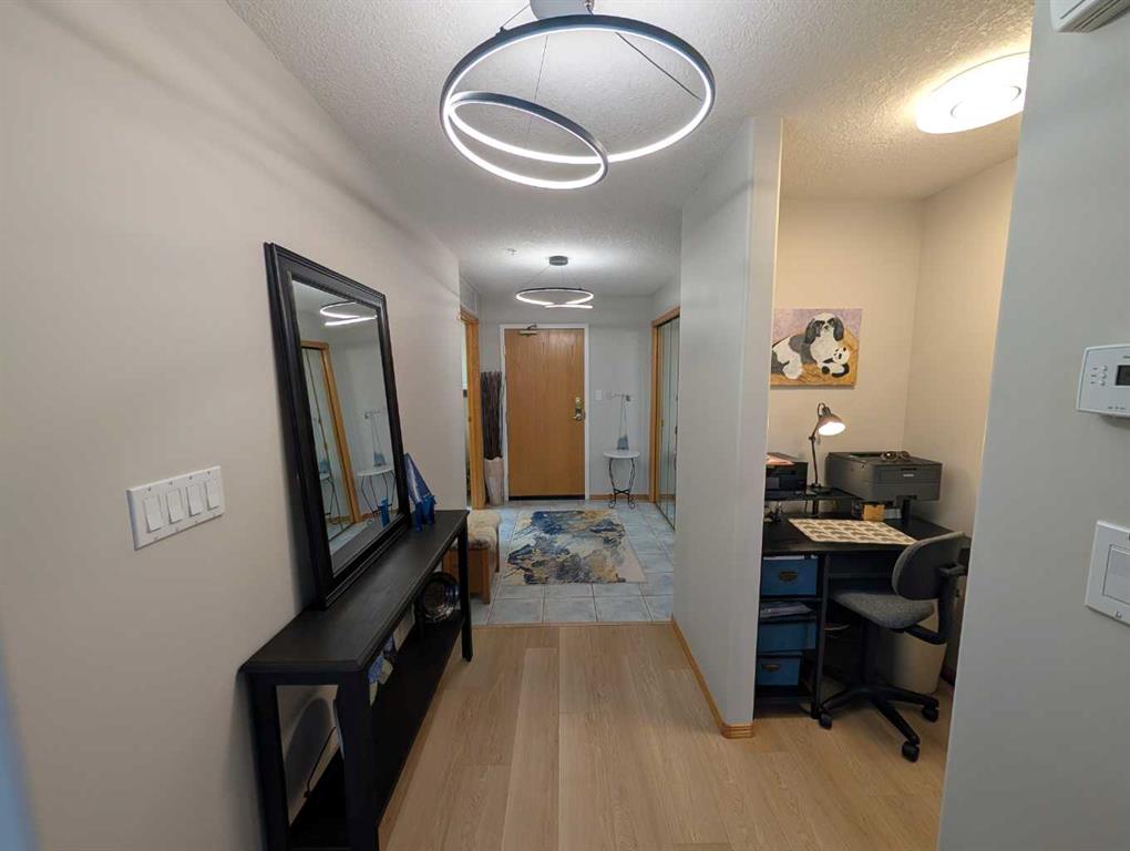 Fifth View of 419, 1182 Southview Drive SE, Southview-Park Meadows, Medicine Hat, Alberta, T1B 4L2